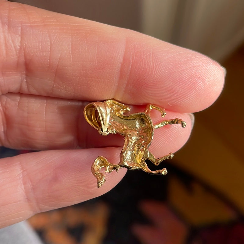 horse-pendant-14k-gold-vintage-1