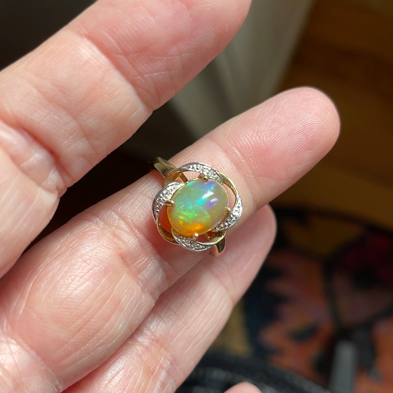 Opal Diamond Ring - 10k Gold - Vintage