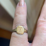 Initial Signet Ring - 14k Gold - Vintage