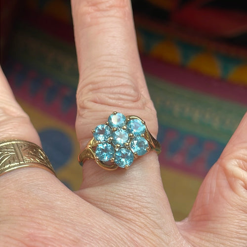 Blue Topaz Flower Ring - 9k Gold - Vintage