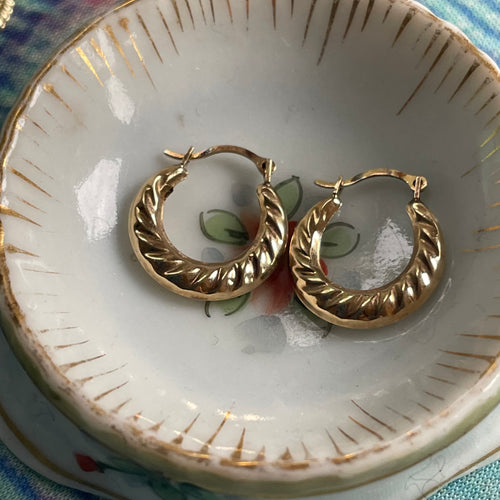 twisted-hoop-earrings-10k-gold-vintage
