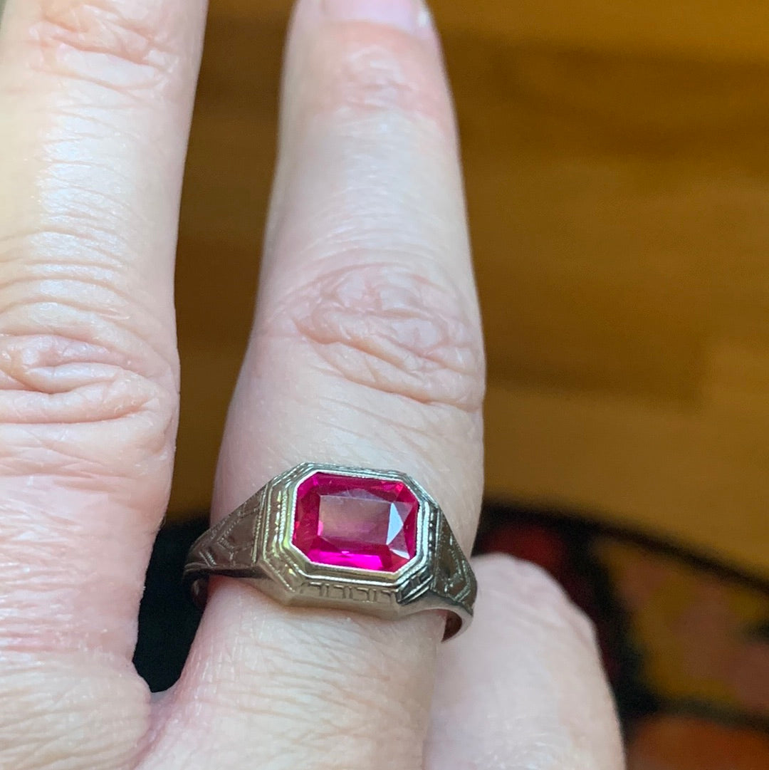 Simulated Ruby Ring - 10k White Gold - Vintage – Vintage Paris Jewelry