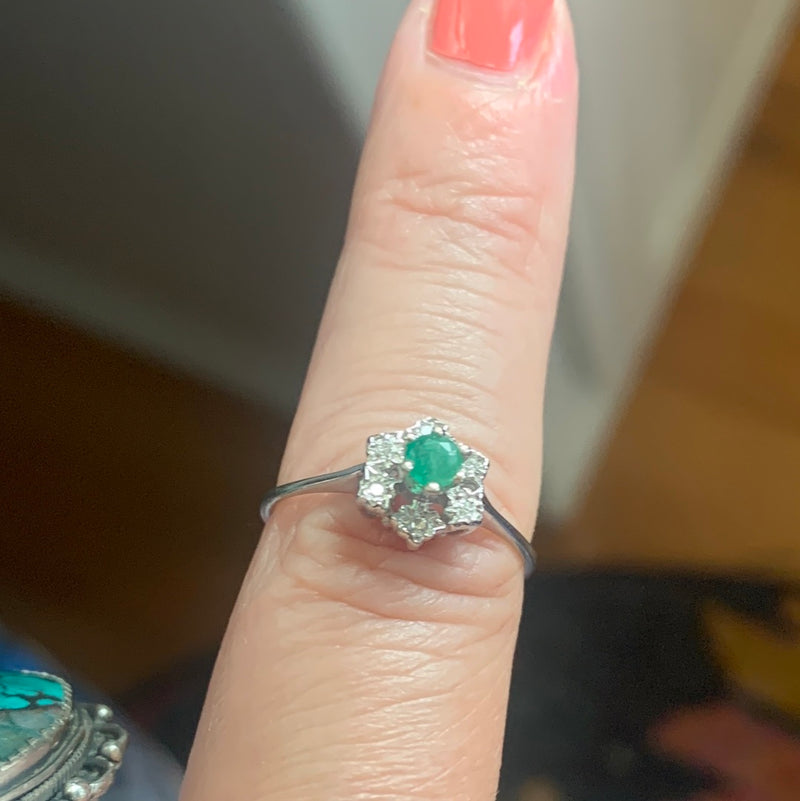 Emerald Diamond Flower Ring - 14k White Gold - Vintage