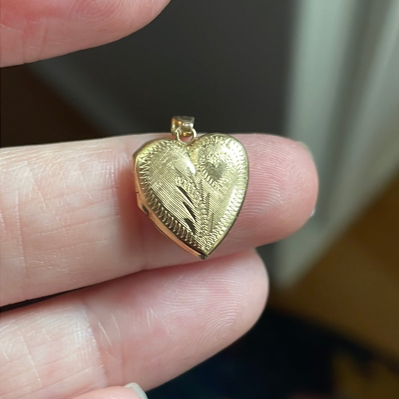 Engraved Heart Locket - 14k Gold - Vintage