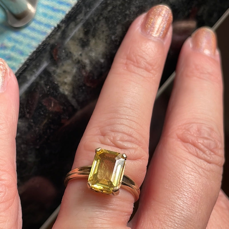 Untreated Yellow Sapphire Ring, 17.82 Carats | M.S. Rau