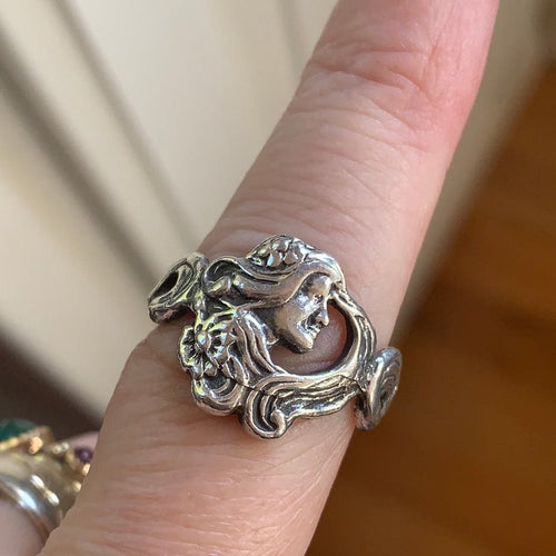Goddess Ring - Ornate Scrolling Design - Sterling Silver - Vintage